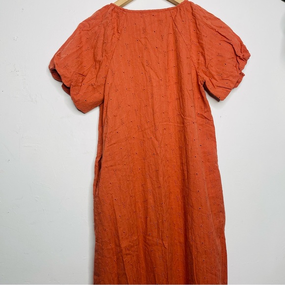 MADEWELL Embroidered Eyelet Bubble-Sleeve Button-Front Midi Dress - Picture 6 of 12